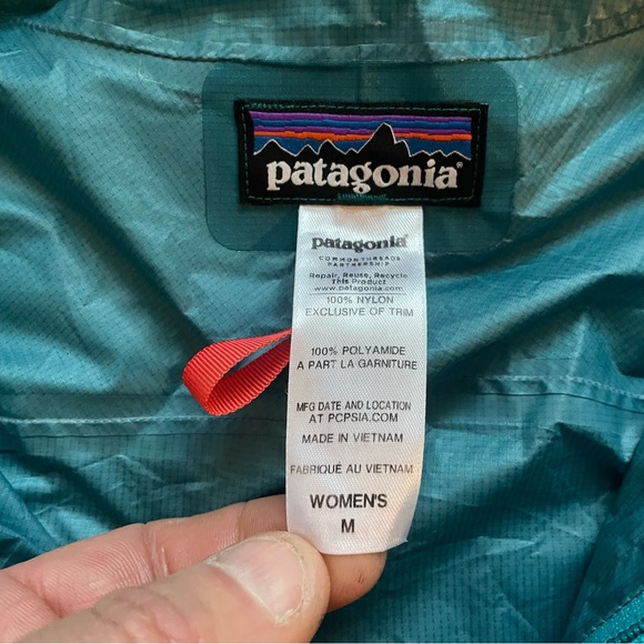 Patagonia Jacket Womens Medium Blue Hooded Windbreaker Full Zip Outdoor Polyamid - Picture 6 of 16